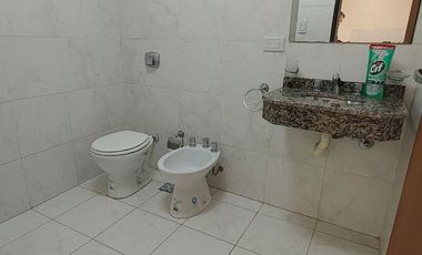 DEPARTAMENTO 2 AMB ALQUILER EN DERQUI 1660 1°E (LANUS OESTE)