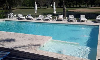 Casa en  VENTA EN EL PARAISO COUNTRY CLUB HIPICO & GOLF