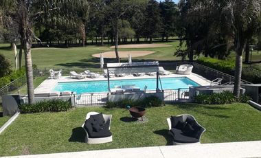 Casa en  VENTA EN EL PARAISO COUNTRY CLUB HIPICO & GOLF