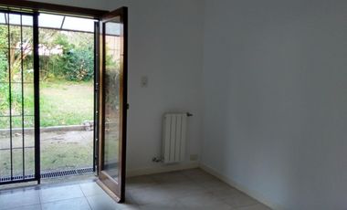 Casa de 3 dormitorios en alquiler anual en Beccar