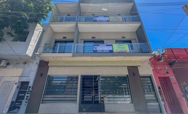 Departamento 2 ambientes en venta en Gerli