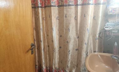 Casa - Venta - Lanús Este - 5 ambientes - Patio - Jardín - Garage