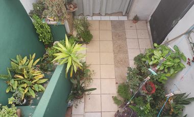 Casa - Venta - Lanús Este - 5 ambientes - Patio - Jardín - Garage