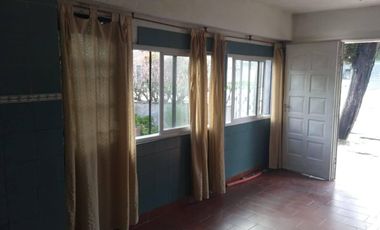 Casa - Venta - Lanús Este - 5 ambientes - Patio - Jardín - Garage