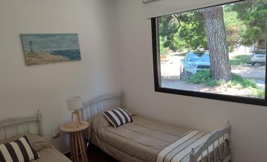 Casa en  Mar Azul, Costa Atlántica.