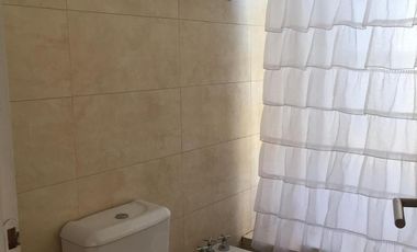 Casa 5 ambientes en Los Alisos Con Pileta