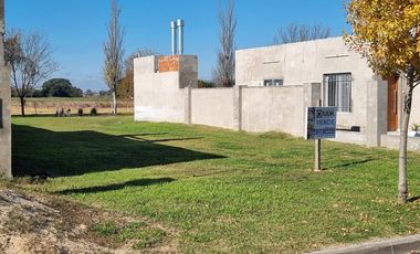 Venta de lote 17 C Barrio las Pérgolas III