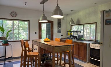 Casa en venta en Ing Maschwitz-5ambientes.