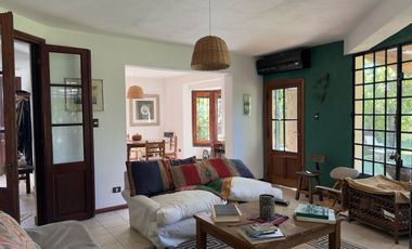 Casa en venta en Ing Maschwitz-5ambientes.