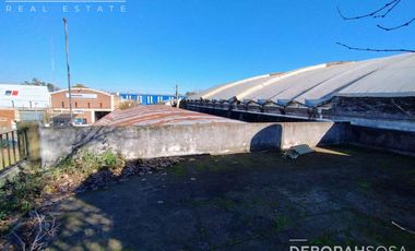 Nave  y Chalet en venta en Talar Del Pacheco