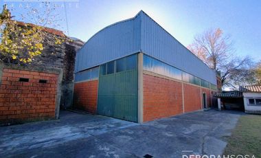 Nave  y Chalet en venta en Talar Del Pacheco