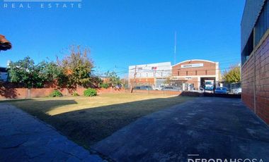 Nave  y Chalet en venta en Talar Del Pacheco