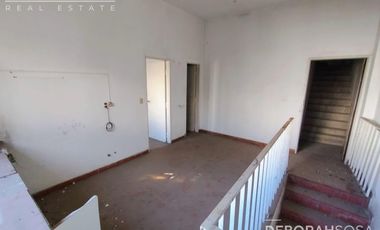 Nave  y Chalet en venta en Talar Del Pacheco