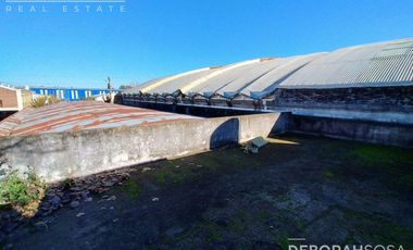 Nave  y Chalet en venta en Talar Del Pacheco