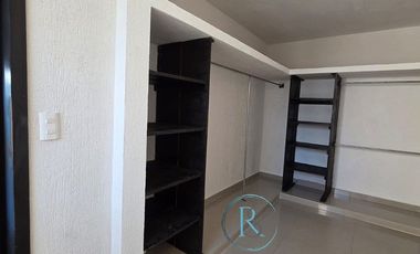 CASA EN RENTA CON PANELES SOLARES  EN CIUDAD DEL CARMEN, CAMPECHE.