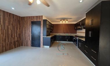 CASA EN RENTA CON PANELES SOLARES  EN CIUDAD DEL CARMEN, CAMPECHE.