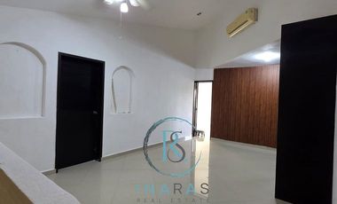 CASA EN RENTA CON PANELES SOLARES  EN CIUDAD DEL CARMEN, CAMPECHE.