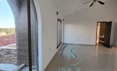 CASA EN RENTA CON PANELES SOLARES  EN CIUDAD DEL CARMEN, CAMPECHE.