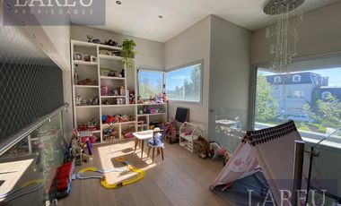 Casa en La Lomada De Pilar