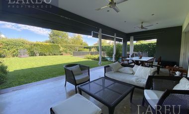 Casa en La Lomada De Pilar