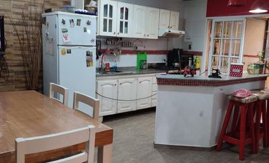 CASA 3 AMBIENTES VENTA EN O HIGGINGS 488 (GERLI)