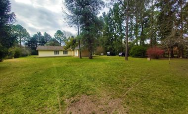 Hermosa Casa Quinta En Venta ¡3.000 m2 de terreno! Barrio Parque Exaltación