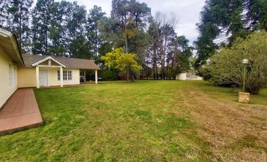 Hermosa Casa Quinta En Venta ¡3.000 m2 de terreno! Barrio Parque Exaltación