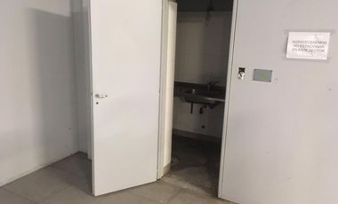 Depósito en venta en edificio de oficinas Puerto de Olivos
