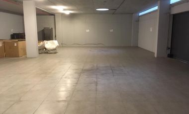 Depósito en venta en edificio de oficinas Puerto de Olivos