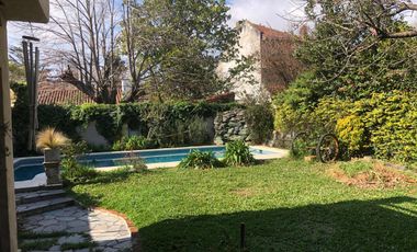 Casa 4 ambientes - Pileta, Jardin. Villa Adelina  Venta!