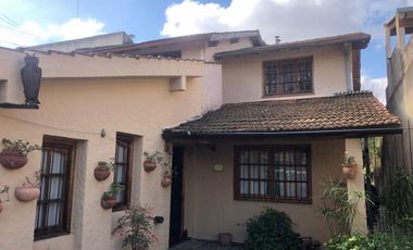 Casa 4 ambientes - Pileta, Jardin. Villa Adelina  Venta!