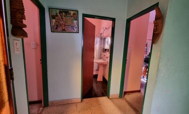 Galpón en 2 plantas + vivienda de 3 ambientes.