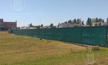 Lote de 1713 m2 en Barrio Fincas del Alba -Canning-