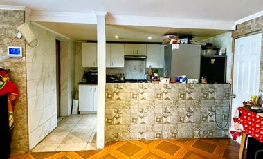 CASA EN EL BOSQUE CON PISCINA Y 4 DORMITORIOS