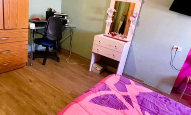 CASA EN EL BOSQUE CON PISCINA Y 4 DORMITORIOS