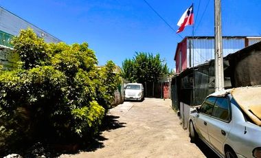 CASA EN EL BOSQUE CON PISCINA Y 4 DORMITORIOS