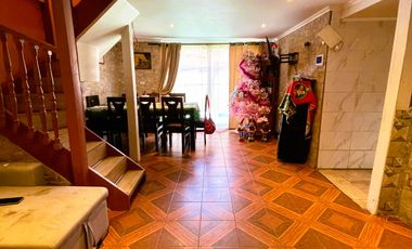 CASA EN EL BOSQUE CON PISCINA Y 4 DORMITORIOS