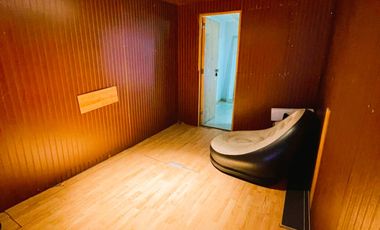 CASA EN EL BOSQUE CON PISCINA Y 4 DORMITORIOS