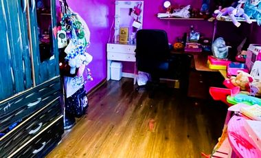 CASA EN EL BOSQUE CON PISCINA Y 4 DORMITORIOS