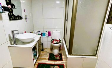 CASA EN EL BOSQUE CON PISCINA Y 4 DORMITORIOS