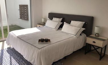 Departamento en planta baja amueblado y con jardin en Juriquilla