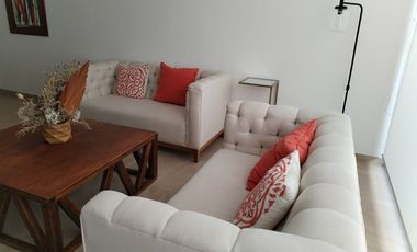 Departamento en planta baja amueblado y con jardin en Juriquilla