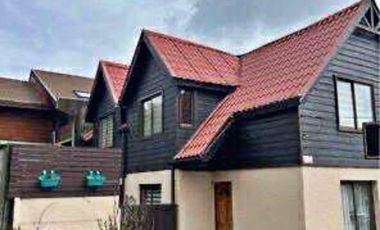 Oportunidad, Casa 3 piezas 2 baños en Penco