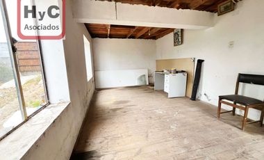 Arriendo de terreno con bodegas Ideal para almacenamiento