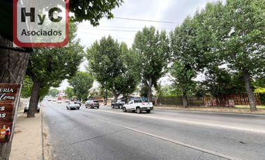 Arriendo de terreno con bodegas Ideal para almacenamiento