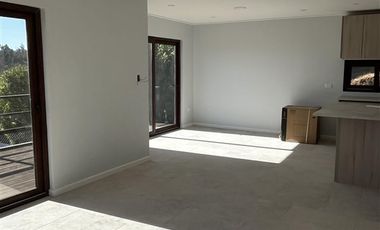 Casa en Arriendo en Barrio exclusivo Lomas del Mauco