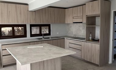 Casa en Arriendo en Barrio exclusivo Lomas del Mauco