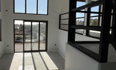 Casa en Arriendo en Barrio exclusivo Lomas del Mauco