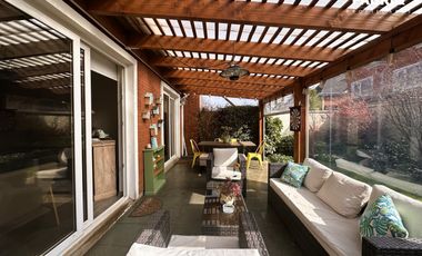 LINDA CASA EN CONDOMINIO 4DORM + 3BAÑOS + QUINCHO Y TERRAZA