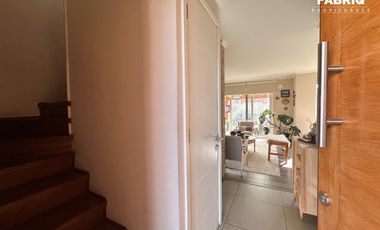 LINDA CASA EN CONDOMINIO 4DORM + 3BAÑOS + QUINCHO Y TERRAZA